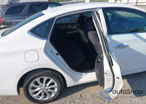 2018 Nissan Sentra Sv z USA, uszkodzony, nr VIN 3N1AB7AP7JL658506